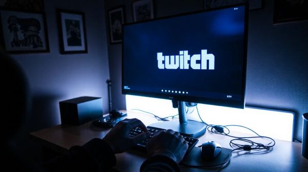Top astuces pour réduire les lags sur votre stream Twitch